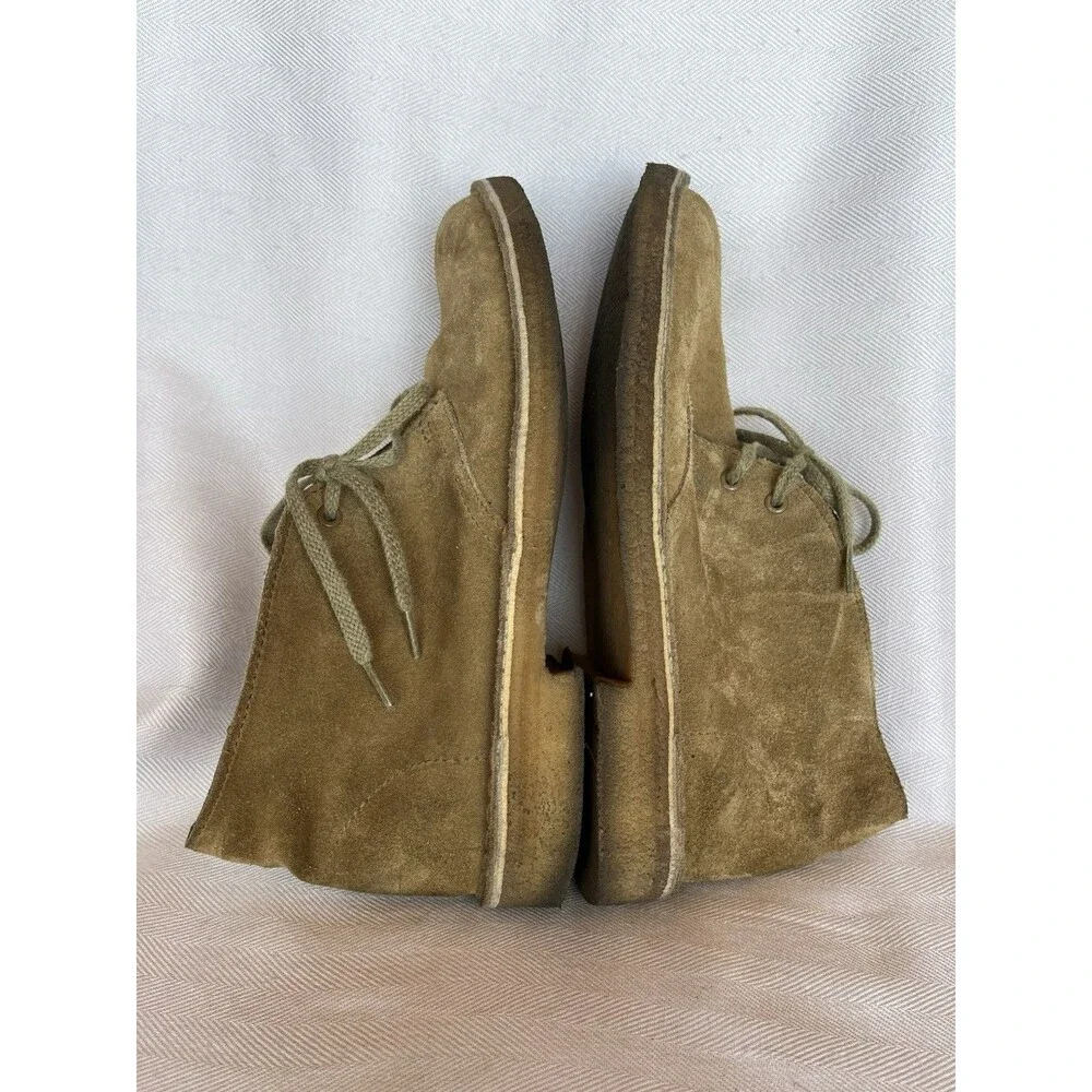 Original Clark’s Chukka Gum Sole Suede Shoes Women Size‎ 6